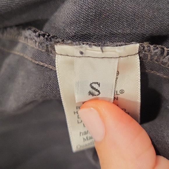 Lauren Moshi black shirt rare stitched star 💋 lips - Picture 6 of 8